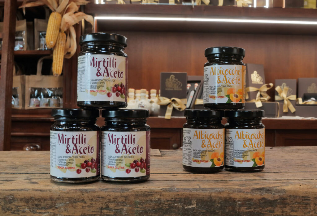 salse di frutta biologica e aceto balsamico di modena